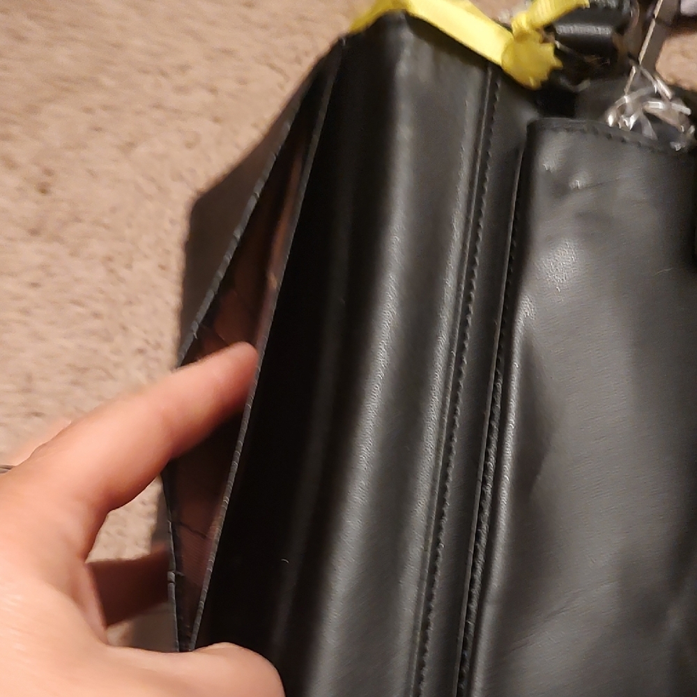 Wrangler Black and Gray Geometric Crossbody Or Wristlet - Picture 5 of 14
